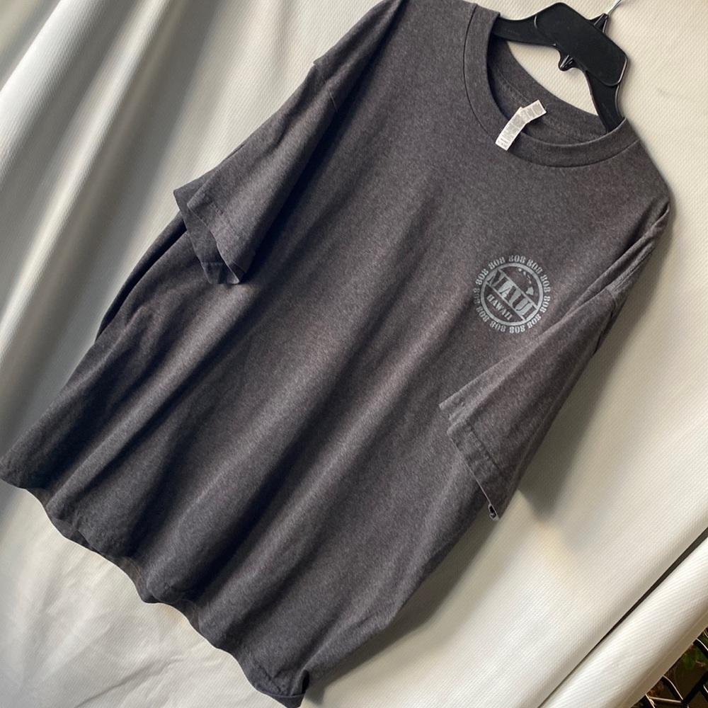 Maui t shirt 👕 Maui 808